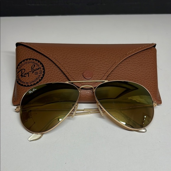 Ray-Ban RB3025 Classic Large AviatorPolished Gold/Green